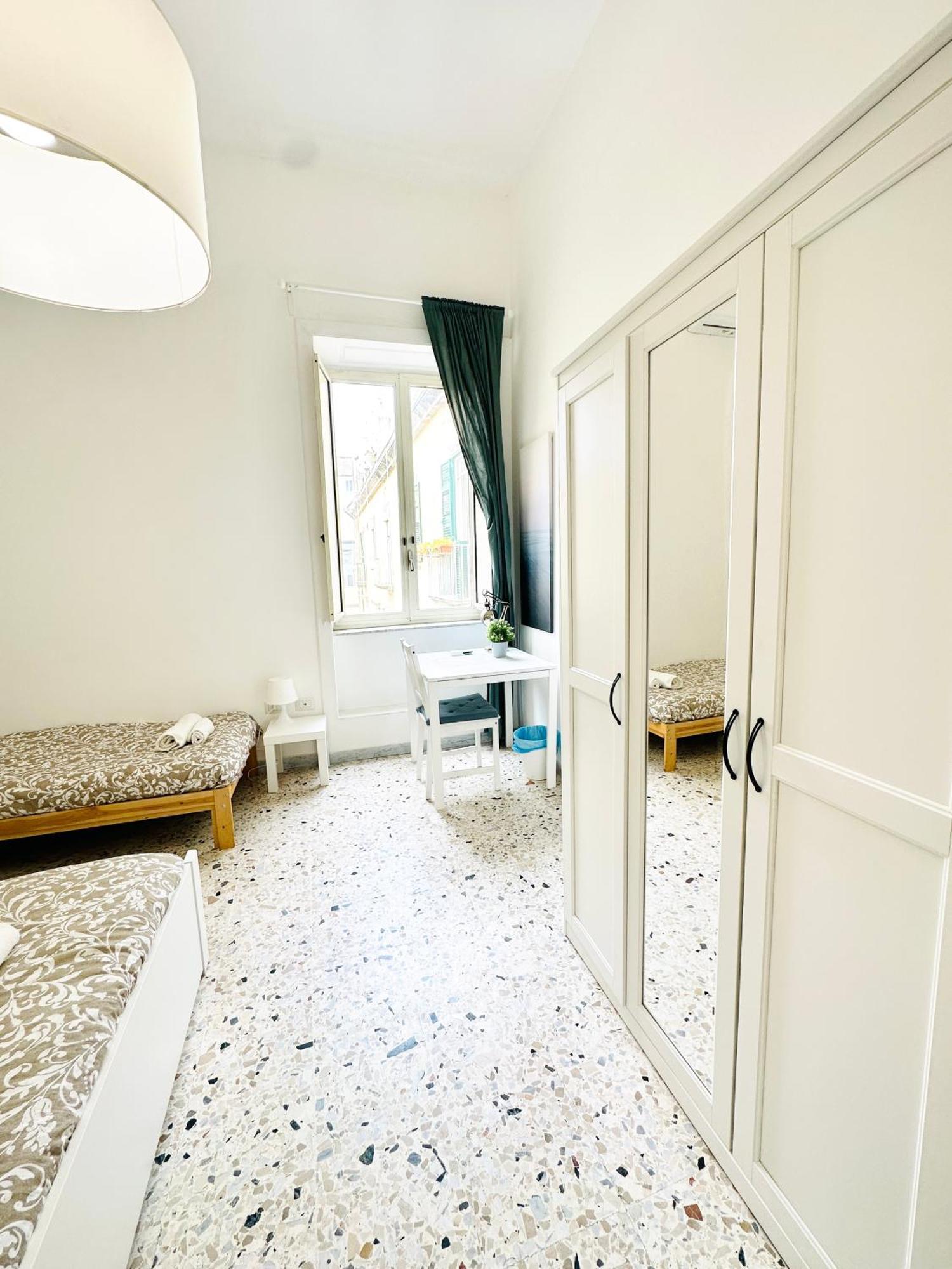 מלון נאפולי Residenza Caracciolo מראה חיצוני תמונה